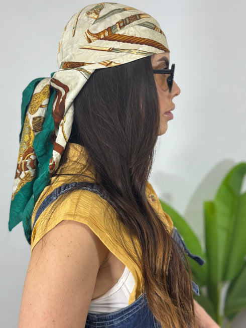 FOULARD