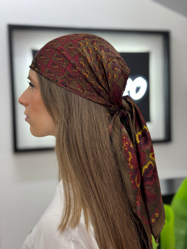FOULARD