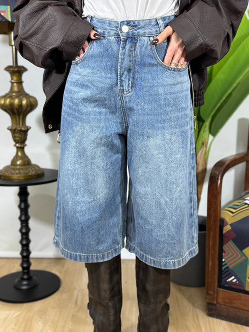 BERMUDA JEANS