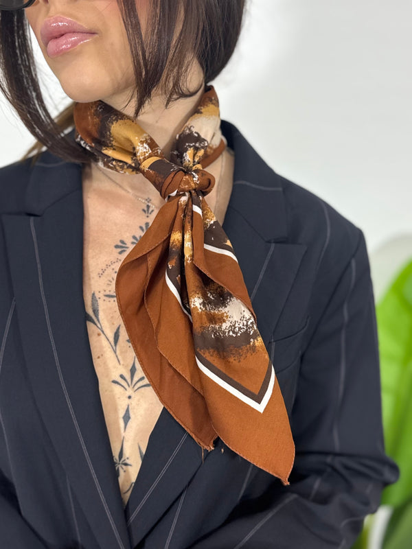 FOULARD