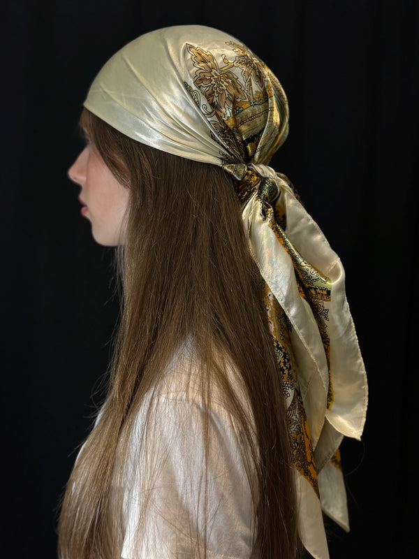 FOULARD