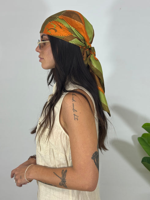 FOULARD